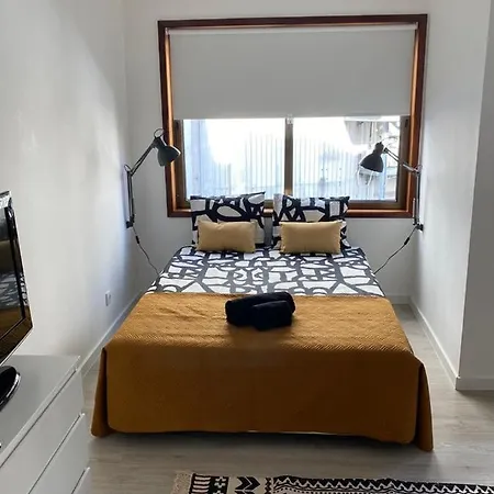 Center 1 Apartment *